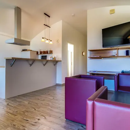 Lagovida Duenenhaus Comfort Familia D Am Stoermthaler *